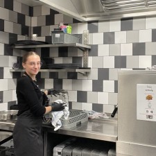 Annika bei der Arbeit