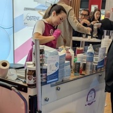 Yuliia bei der Arbeit