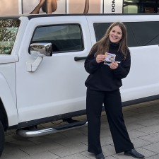 Kristin bei der Arbeit