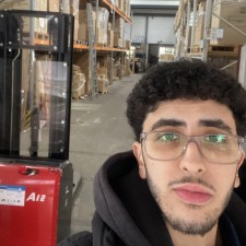 Yassin bei der Arbeit