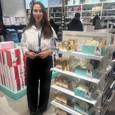 Elif Melissa bei der Arbeit