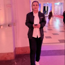 Farwa bei der Arbeit