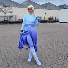 Nour-Iza Bernadette bei der Arbeit