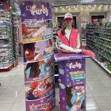 Larissa bei der Arbeit