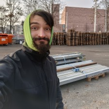 Simon bei der Arbeit