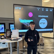 Phong bei der Arbeit