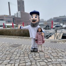 Celine bei der Arbeit