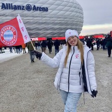 Rebekka Sara Manuela bei der Arbeit