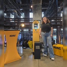 Savannah Vivian bei der Arbeit