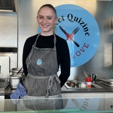 Chiara bei der Arbeit