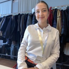 Sofia Aurora bei der Arbeit