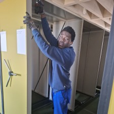 Mael Nathan bei der Arbeit