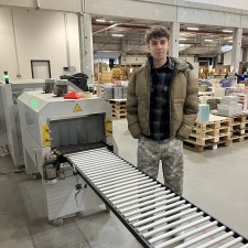 Dominik bei der Arbeit