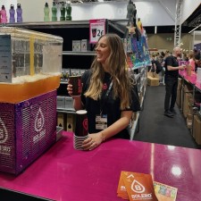 Marie Sophie arbeitet als Messehost/ess (m/w/d) auf der Messe