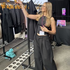 Benja Katharina bei der Arbeit
