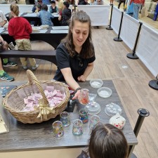Anna Lina bei der Arbeit