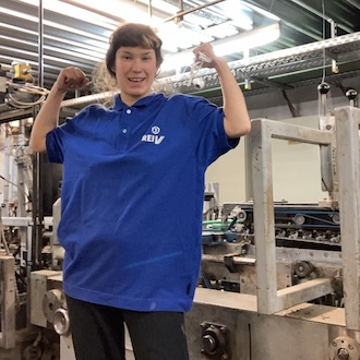 anna carolina als produktionshelferin